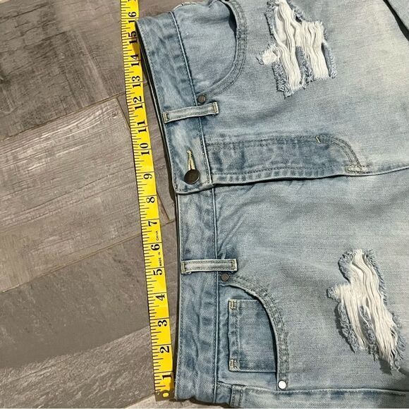 NWOT EVIDNT Los Angeles Light Wash Cotton Distressed Denim Jean Cuff Shorts 27 - Picture 6 of 10